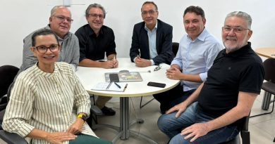 Reunião que celebrou Parceria AMIDI e Sebrae