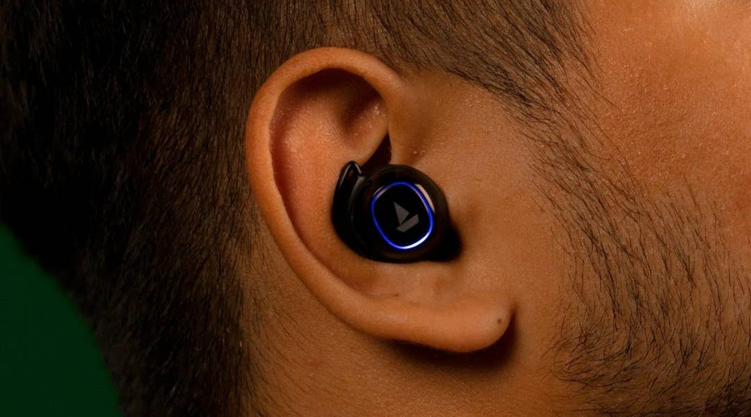 Meta Lança IA Capaz de Traduzir Fala em Tempo Real em Mais de 100 Idiomas