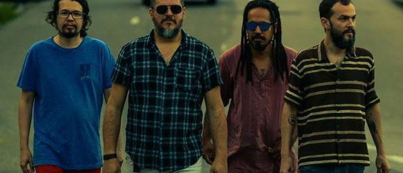 Show de Seu Pereira é interrompido pela PM em Campina Grande; cantor denuncia censura política