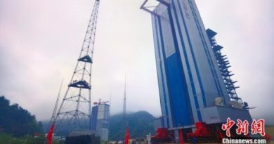 China lança primeira missão para coletar amostras de asteroide China lança primeira missão para coletar amostras de asteroide