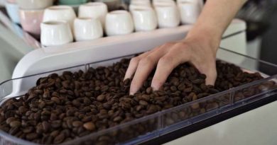 Estudo relaciona o consumo de café, arroz e ovos a níveis mais altos de substâncias químicas tóxicas no corpo