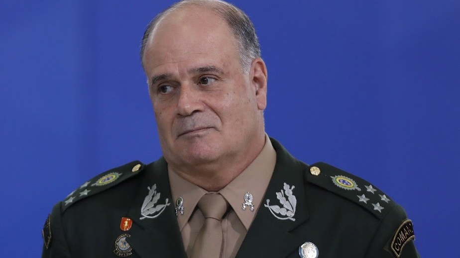 Ex-comandante do Exército confirma ao STF que Bolsonaro apresentou minuta golpista e estado de sítio após perder eleições
