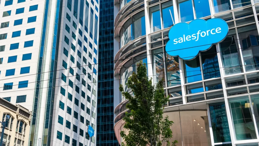 Hackers usam versão maliciosa de ferramenta Salesforce para roubo de dados