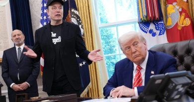 Musk ataca projeto de gastos de Trump e chama de “abominação” Musk ataca projeto de gastos de Trump e chama de “abominação”