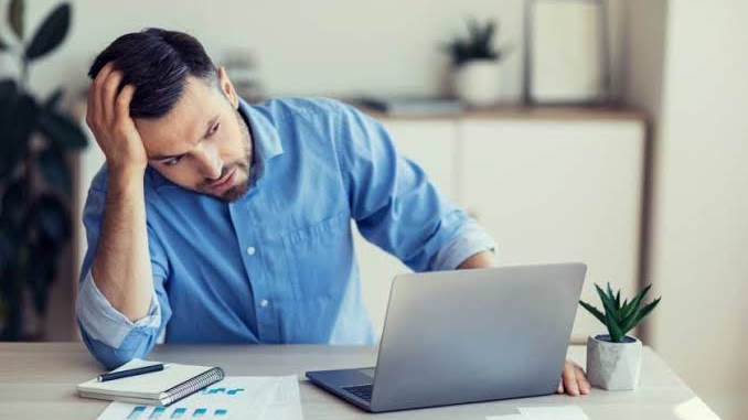 Trabalho Remoto Global Expõe Condições Precárias, Alerta Estudo Trabalho Remoto Global Expõe Condições Precárias, Alerta Estudo