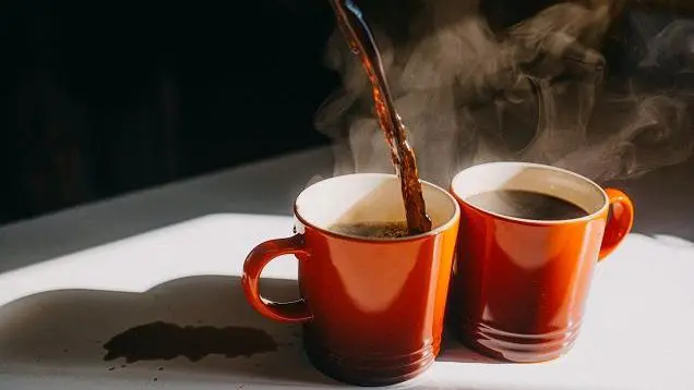 A verdade sobre o “café fake”: produto proibido se espalha pelos supermercados