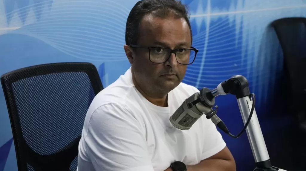 “Babacas”: Jackson Macêdo rebate críticas após queda da MP do IOF