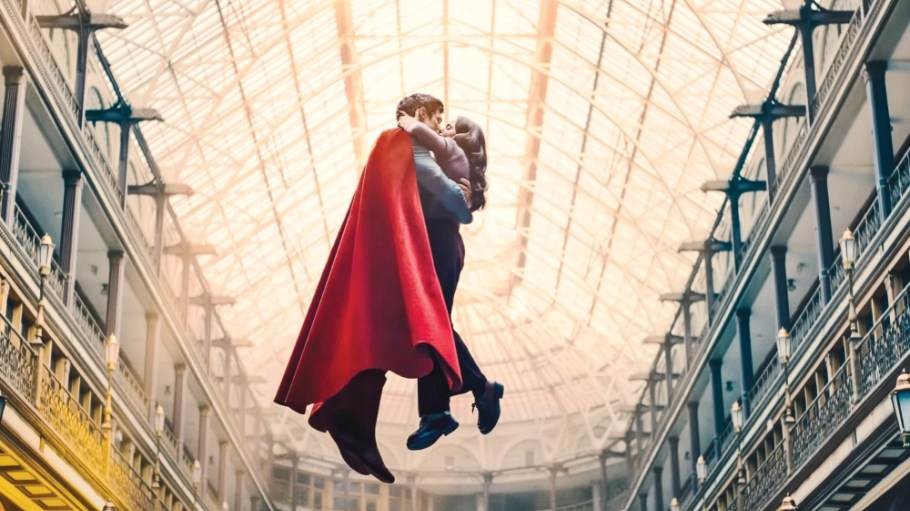 “Superman” lidera bilheterias pela segunda semana, enquanto novos lançamentos decepcionam