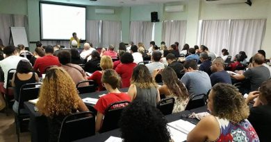 Seminário Nacional de Estudos Avançados do PCdoB Reúne Mais de 400 Lideranças Seminário Nacional de Estudos Avançados do PCdoB Reúne Mais de 400 Lideranças