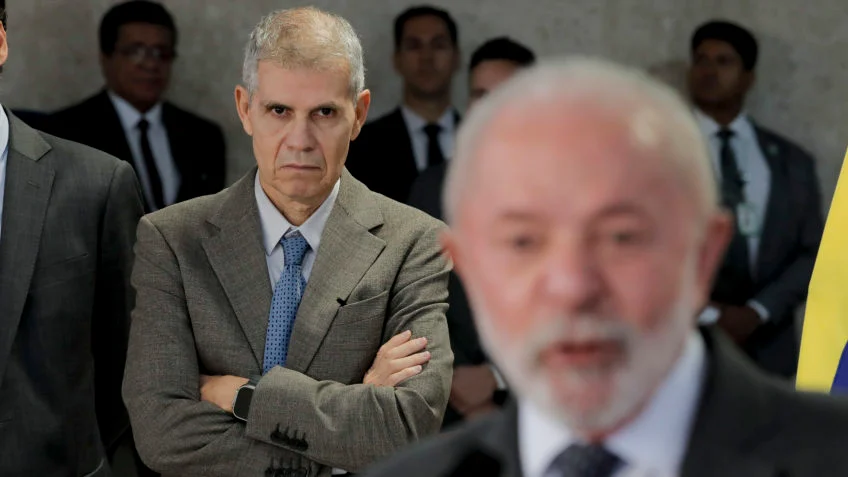 Governo Lula lança nova licitação de R$ 98 milhões para comunicação digital após escândalo anterior