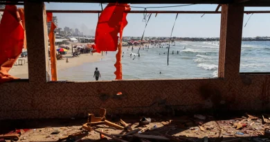 Ataque Israelense a Cafeteria em Gaza Mata Dezenas de Civis e Comandante do Hamas Ataque Israelense a Cafeteria em Gaza Mata Dezenas de Civis e Comandante do Hamas