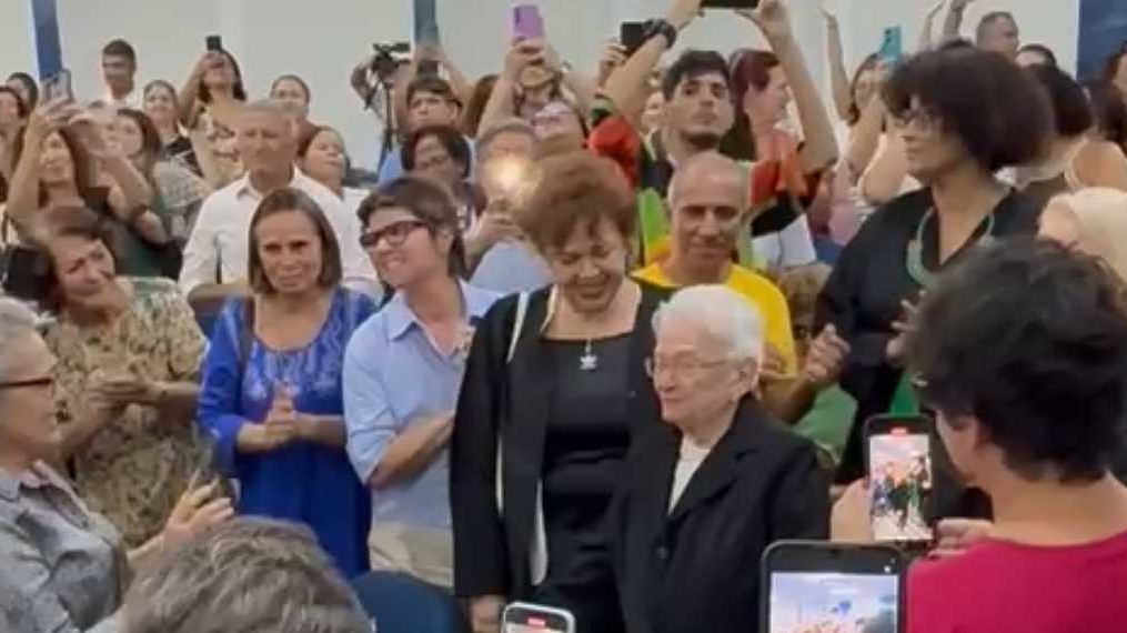 UFPB concede título de Doutora Honoris Causa à deputada Luiza Erundina; veja vídeo