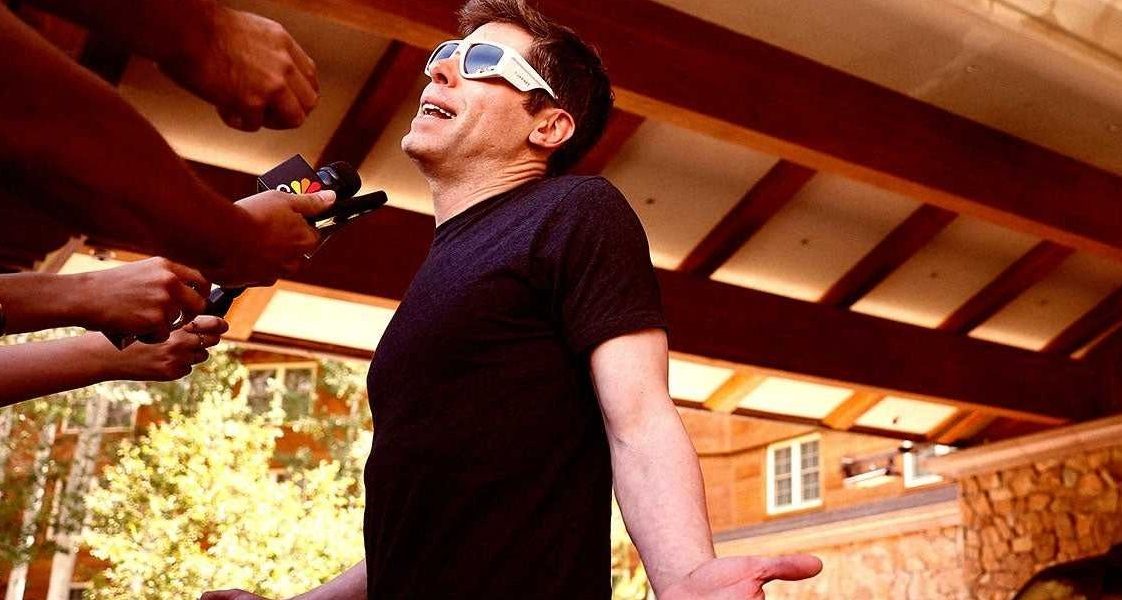 CEO da OpenAI Prevê Fim de Empregos por IA, mas Esquece de Combinar com os Clientes