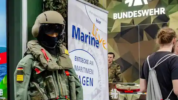 Alemanha recruta gamers na Gamescom : inteligência e exército buscam talentos digitais