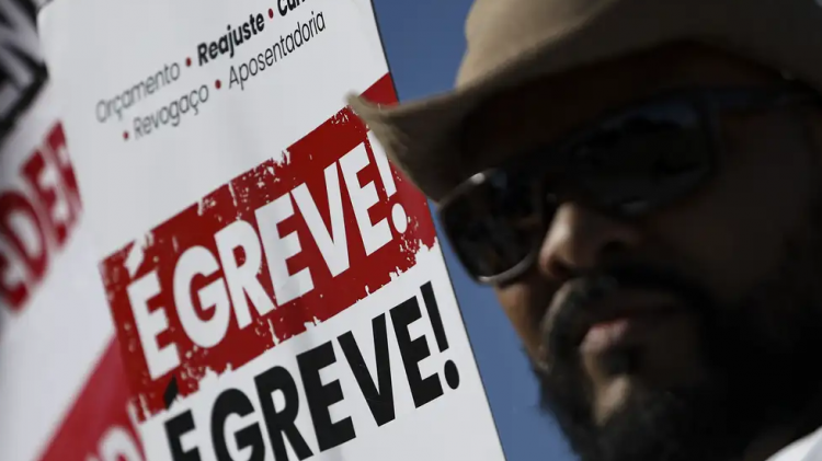 Professores de UEPB, UFPB e IFPB paralisam atividades na Paraíba contra a ‘demolição do serviço público’