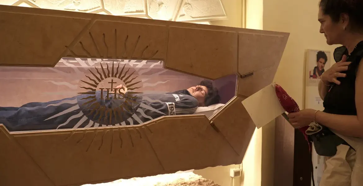 Carlo Acutis, o ‘Padroeiro da Internet’, Torna-se Santo Neste Domingo com Milagre no Brasil