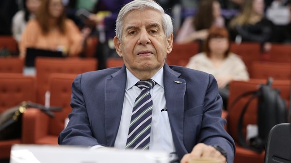 STF fixa pena de 21 anos para General Augusto Heleno por participação em trama golpista