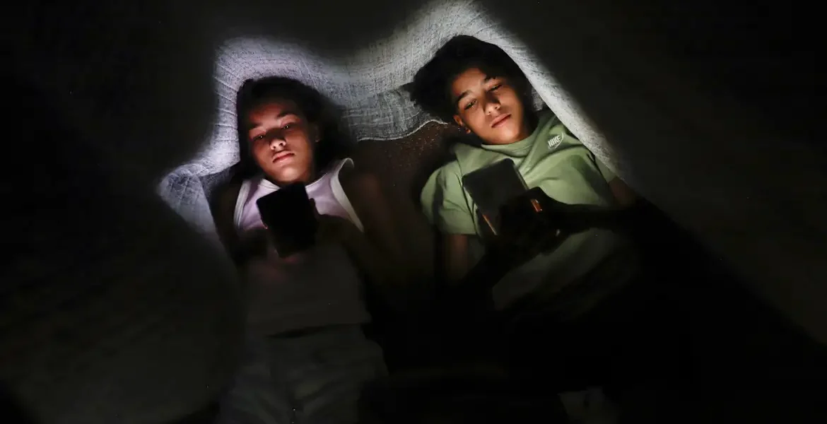 SaferNet e Google Lançam Curso Gratuito para Pais sobre Controle Parental e Segurança na Internet