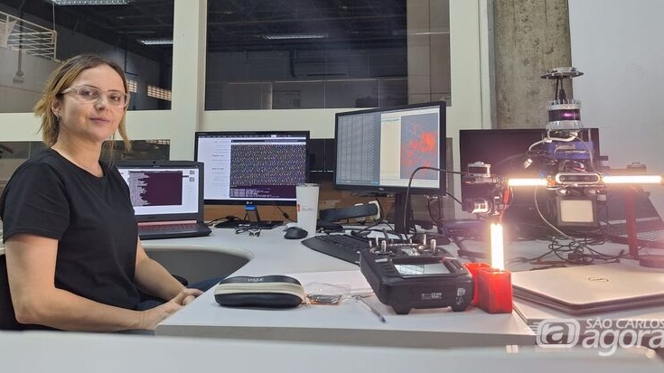 Do Brasil para o mundo: Professora da UFSCar é reconhecida como uma das mulheres mais influentes da robótica global