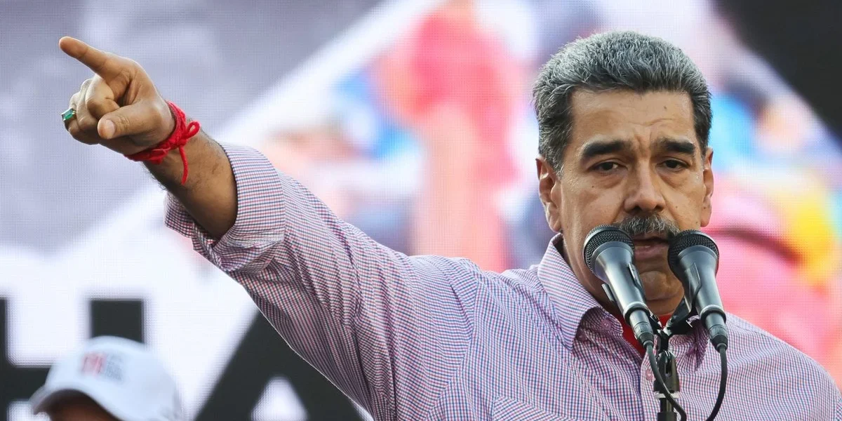 Aeronave Ligada a Maduro Realiza Pouso Estratégico na Fronteira com o Brasil em Meio a Tensões Geopolíticas