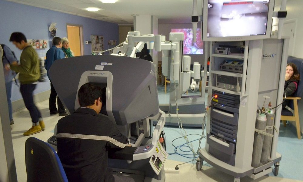 Ética no Uso da Inteligência Artificial na Medicina: Desafios e Implicações