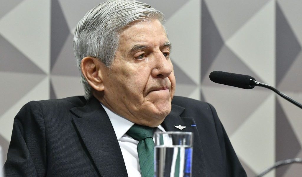 Generais Augusto Heleno e Paulo Sérgio de Oliveira são Presos em Brasília por Trama Golpista