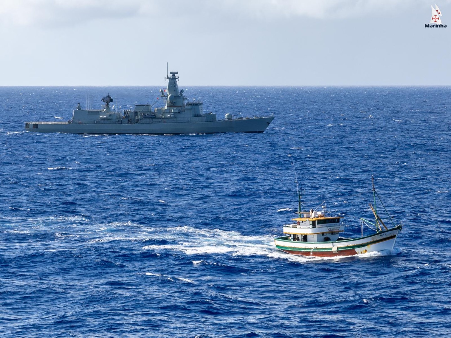 Operação internacional apreende 7 toneladas de cocaína em alto-mar