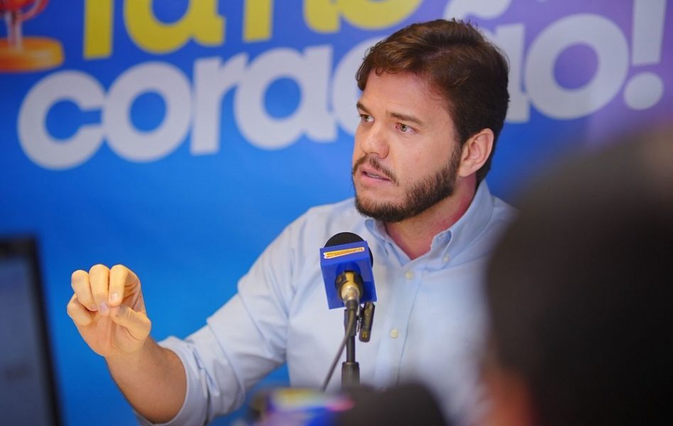 Prefeito de Campina Grande Detalha Desafios Orçamentários e Impactos na Saúde Municipal