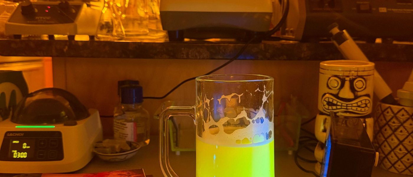 Cerveja-vacina? Cientista causa polêmica ao criar imunizante caseiro