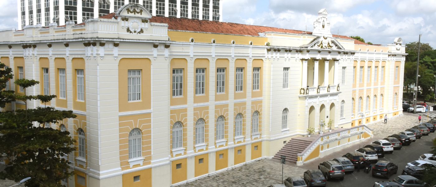 Justiça da PB entra em recesso: o que muda e como acessar plantões?