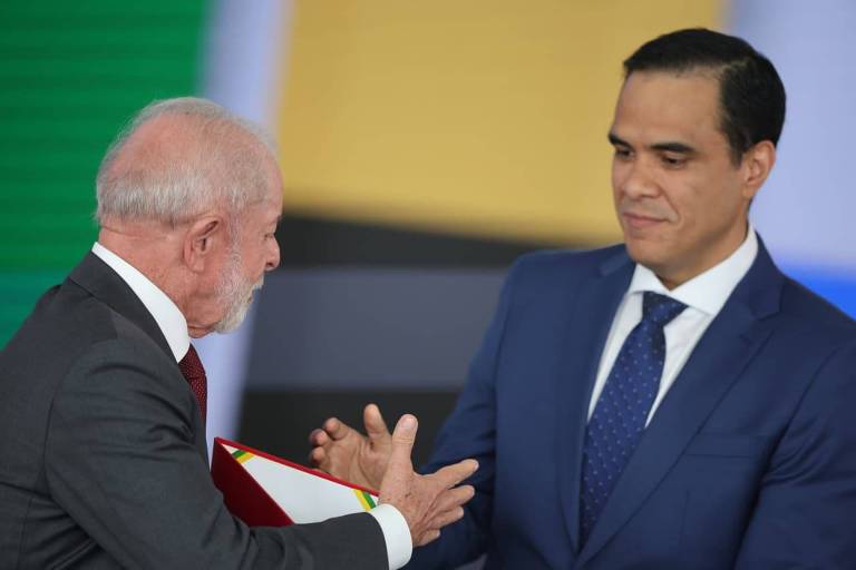 Lula ‘pacifica’ centrão: Paraíba no comando do Turismo