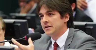 Pedro Cunha Lima desiste de 2026 e agita corrida pelo governo da PB Pedro Cunha Lima desiste de 2026 e agita corrida pelo governo da PB