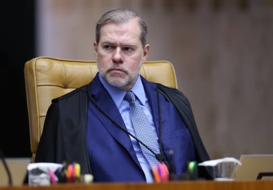 Toffoli blinda diretor do BC em caso Banco Master, mas cobra explicações