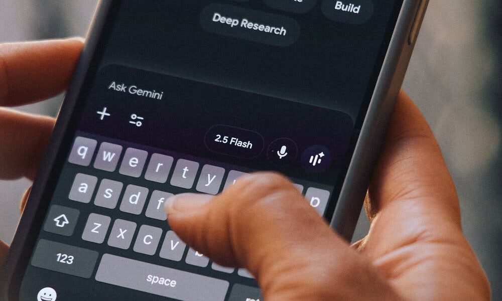 Apple cede à IA do Google: Gemini turbinará iPhones