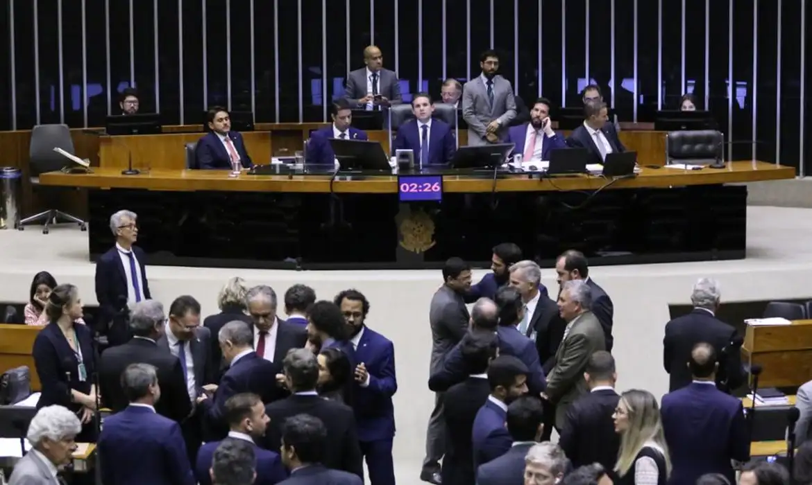 Câmara dos Deputados abre inscrições para concurso disputado