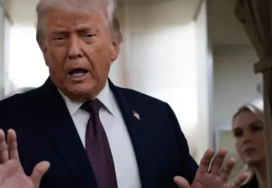 Morte de enfermeiro em Minneapolis força recuo estratégico e mudança de tom no governo Trump Morte de enfermeiro em Minneapolis força recuo estratégico e mudança de tom no governo Trump