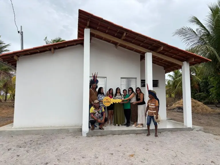 Paraíba entrega casas a famílias indígenas; investimento de R$3,4 milhões