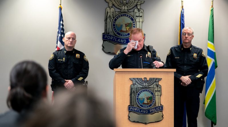 Tiroteio da Patrulha de Fronteira em Portland inflama protestos anti-Trump Tiroteio da Patrulha de Fronteira em Portland inflama protestos anti-Trump