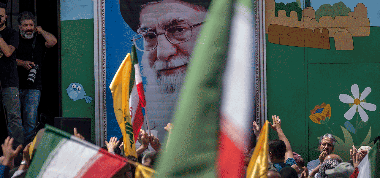 Trump Ameaça Irã: Ultimato Nuclear Aquece Tensões no Oriente Médio