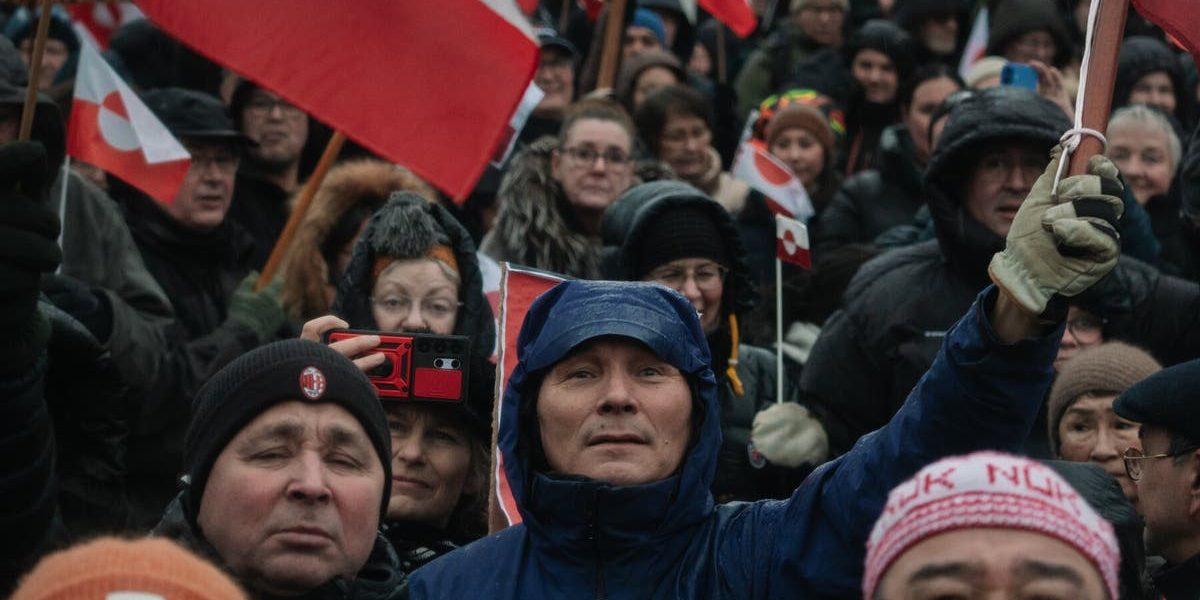 Trump liga compra da Groenlândia a ‘esnobada’ do Nobel, dizem fontes