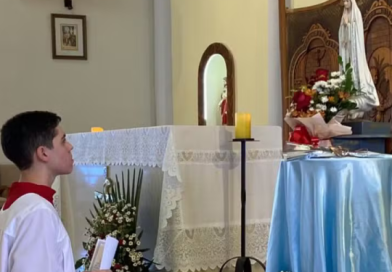 Jovem Aprovado em 4 Medicinas revela o segredo: rezar 6 horas por dia