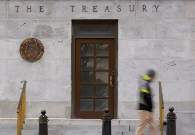 China manda bancos se livrarem de títulos dos EUA e Wall Street sente o golpe