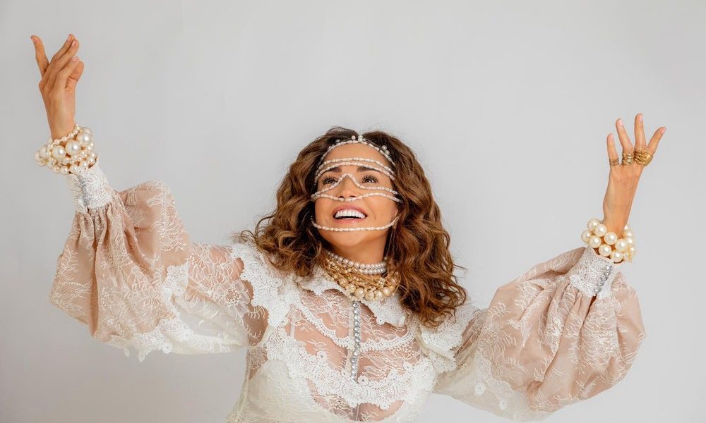 Daniela Mercury e Bell Marques abrem o Folia de Rua