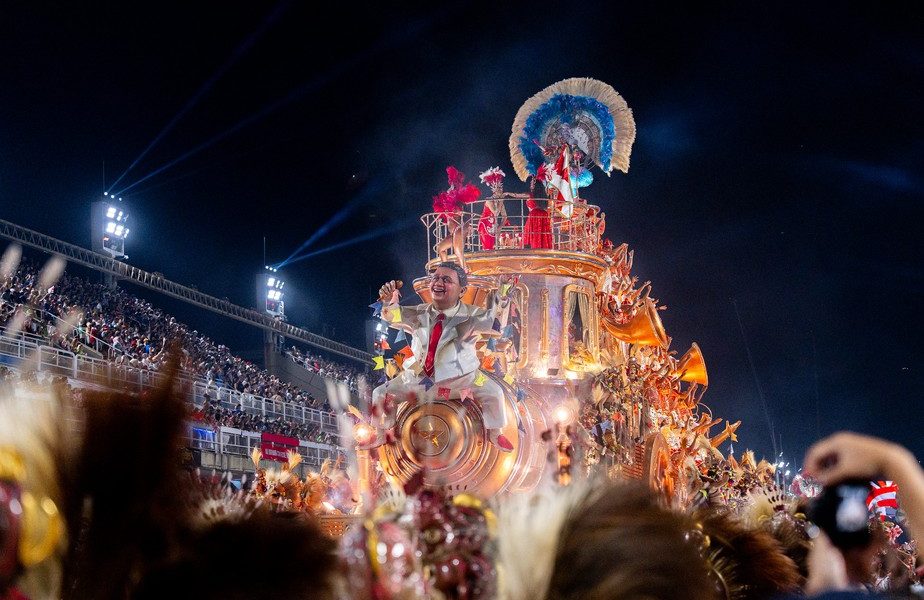 Mestre Ciça emociona e Viradouro fatura 4º título no Carnaval 2026