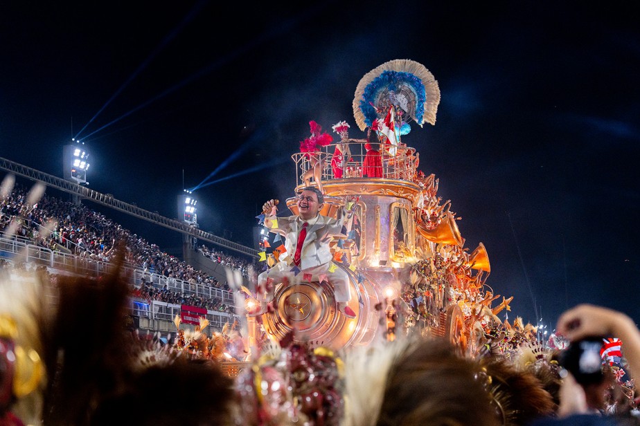 Mestre Ciça emociona e Viradouro fatura 4º título no Carnaval 2026