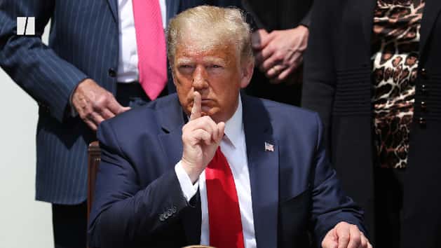 Trump sugere fim da investigação Epstein após avalanche de arquivos