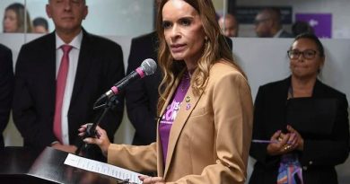 Daniella Ribeiro expõe relação abusiva ao inaugurar acolhimento no Senado