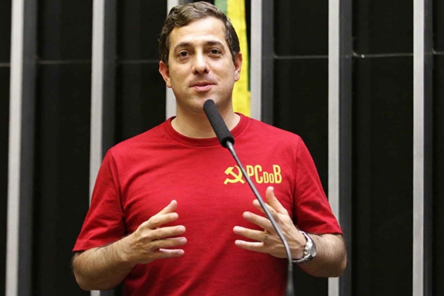 Gervásio Maia muda para PCdoB e mantém apoio à chapa governista