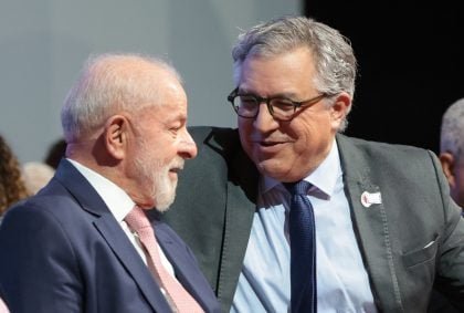 Lula barra assessor de Trump em retaliação a sanções contra família de Padilha