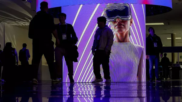 Deixando os celulares de lado: MWC foca em IA, segurança e ‘soberania’ digital